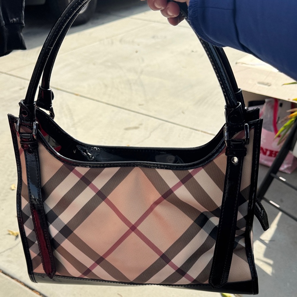 Original Burberry Shoulder Bag. New! Only used once or twice. Very clean.